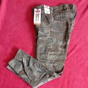 Wrangler Men's Camouflage Cargo Pants